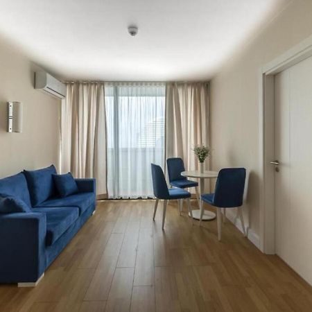 באטומי Orbi City Apartments מראה חיצוני תמונה