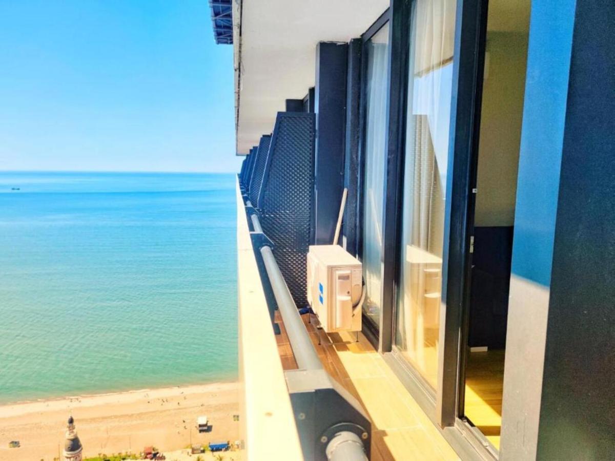 באטומי Orbi City Apartments מראה חיצוני תמונה