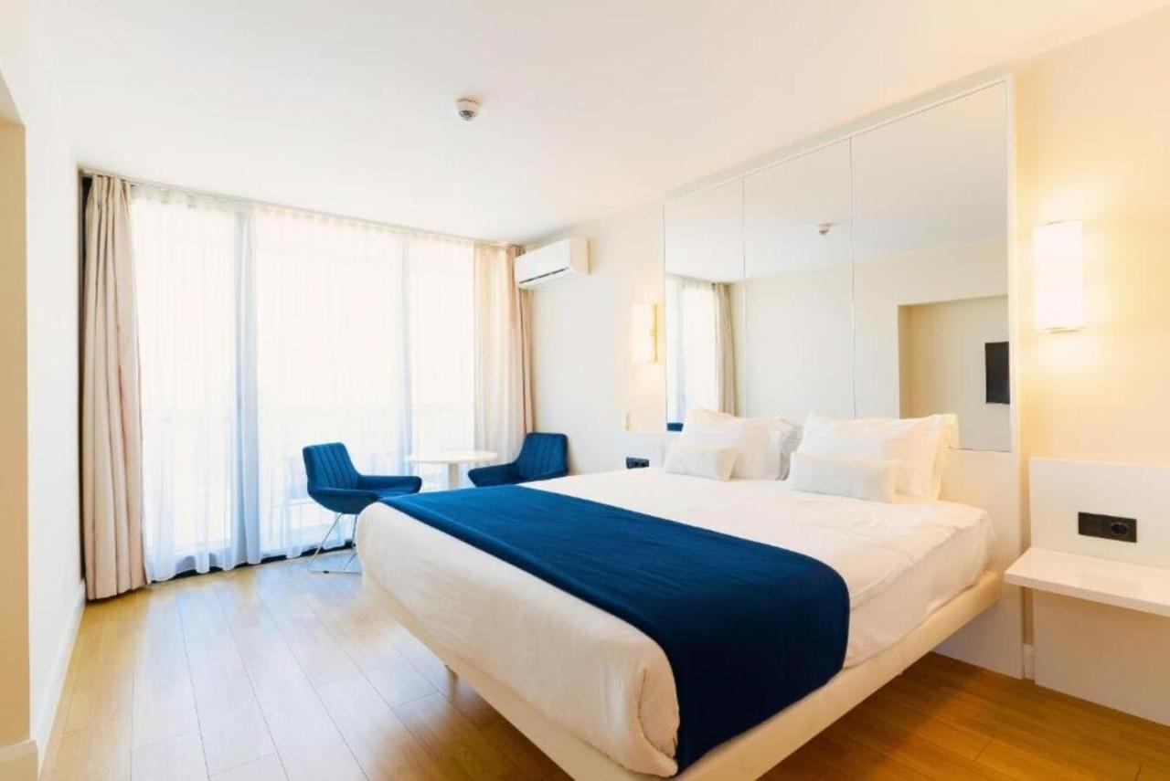באטומי Orbi City Apartments מראה חיצוני תמונה